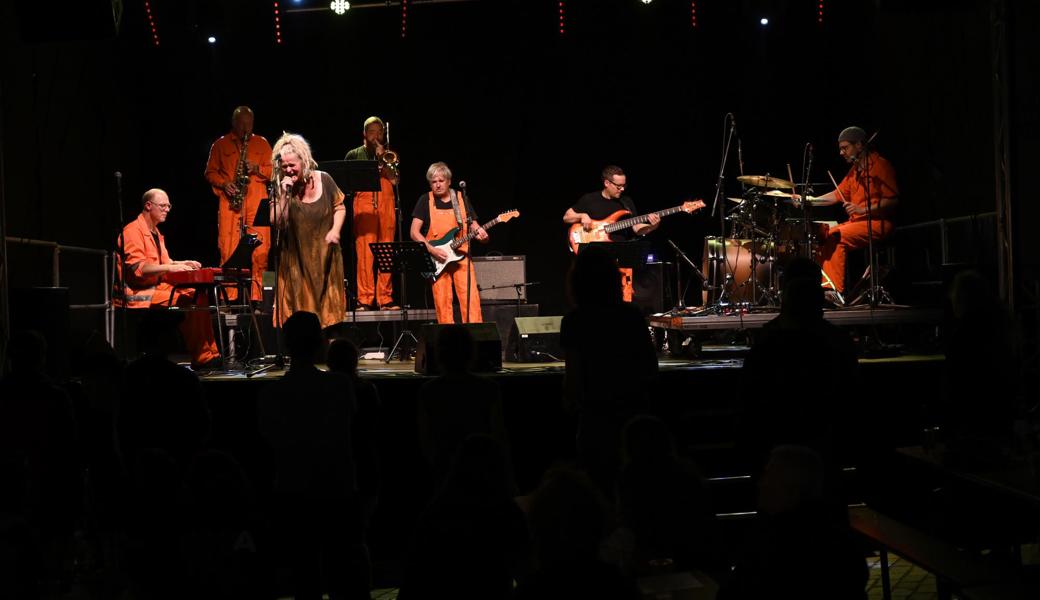Funk und Soul, naturbelassen, mit viel «Dräck»: Manu Oesch Olowu mit Organic Stuff.