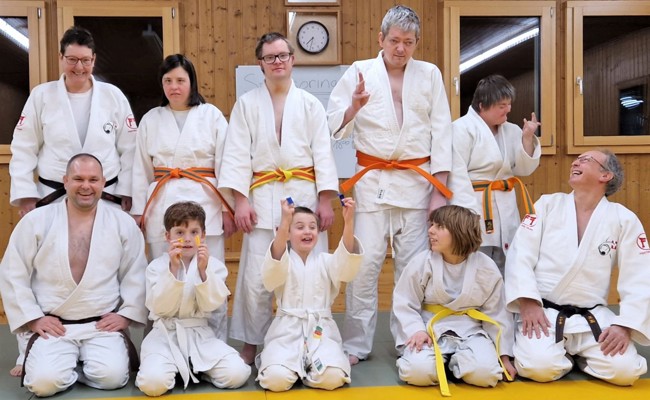 Erfolgreiche Gürtelprüfungen für Rheintaler Adaptive Judokas