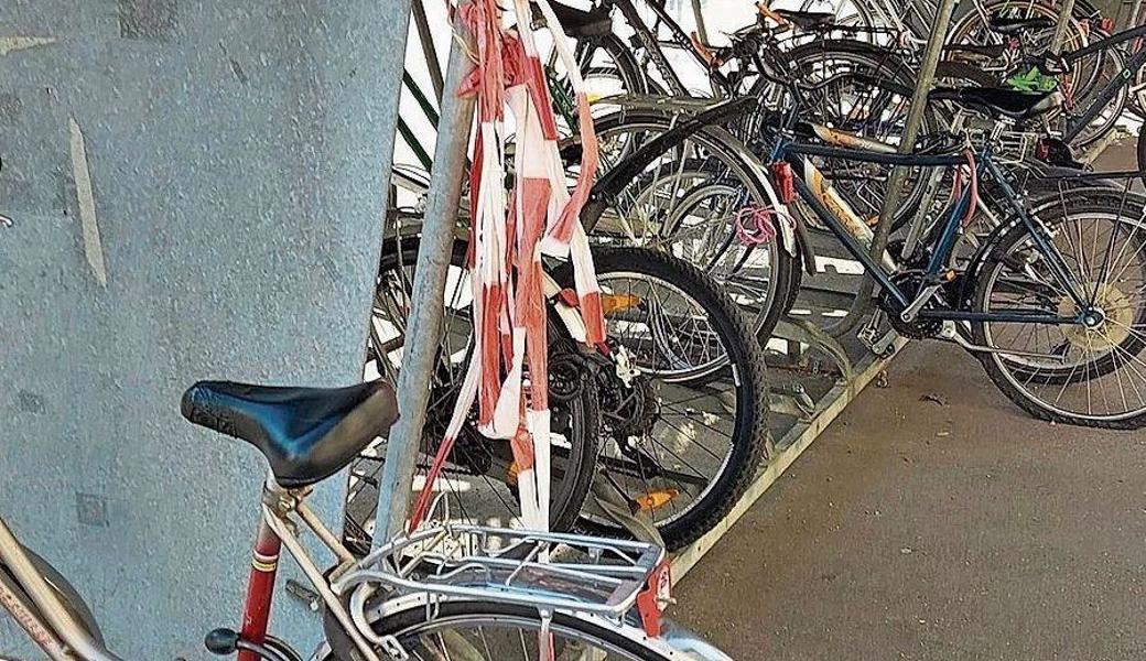 Diese Veloständer an der Ostseite des Bahnhofs St. Margrethen will die Gemeinde entfernen.  