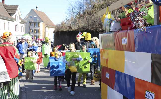 Von Lampenschirmen bis Legos - das waren die kreativsten Kostüme