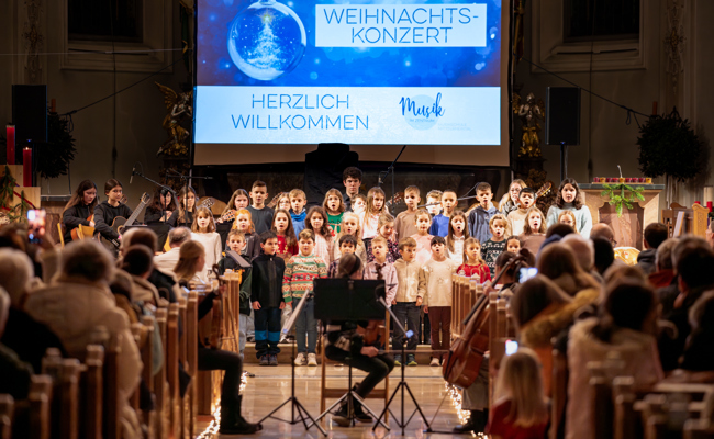 Immer wenn es Weihnacht wird: Konzert von «Musik im Zentrum» mit allen Altersstufen