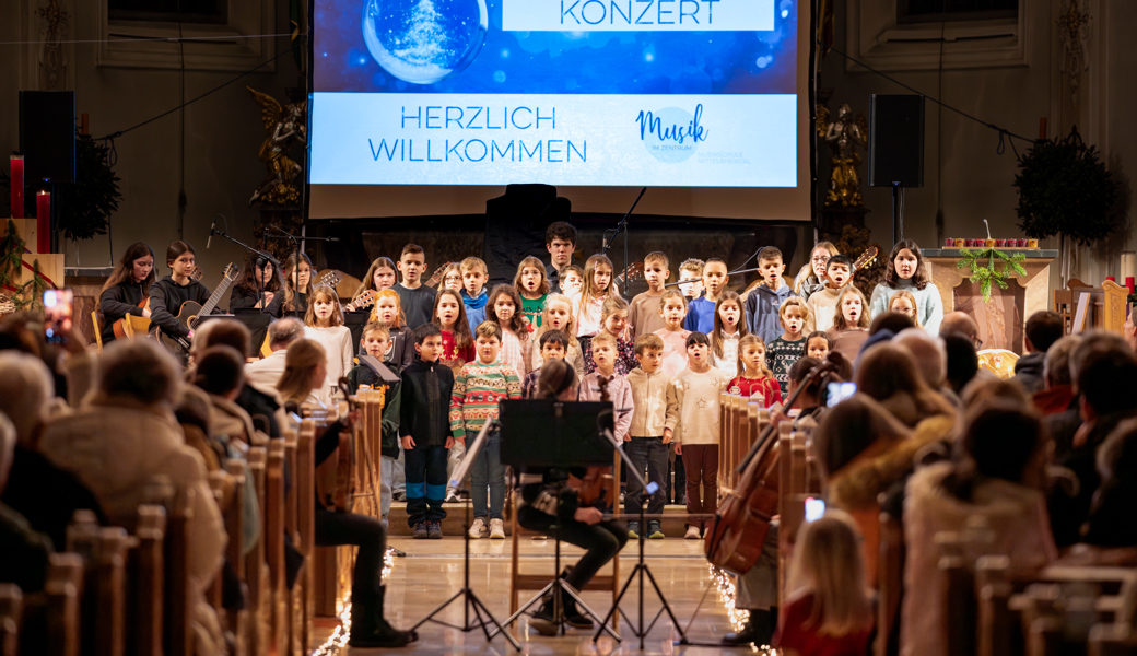 Immer wenn es Weihnacht wird: Konzert von «Musik im Zentrum» mit allen Altersstufen