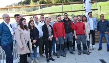 Gelungenes Handwerkerfest zum Lamastall und -gehege
