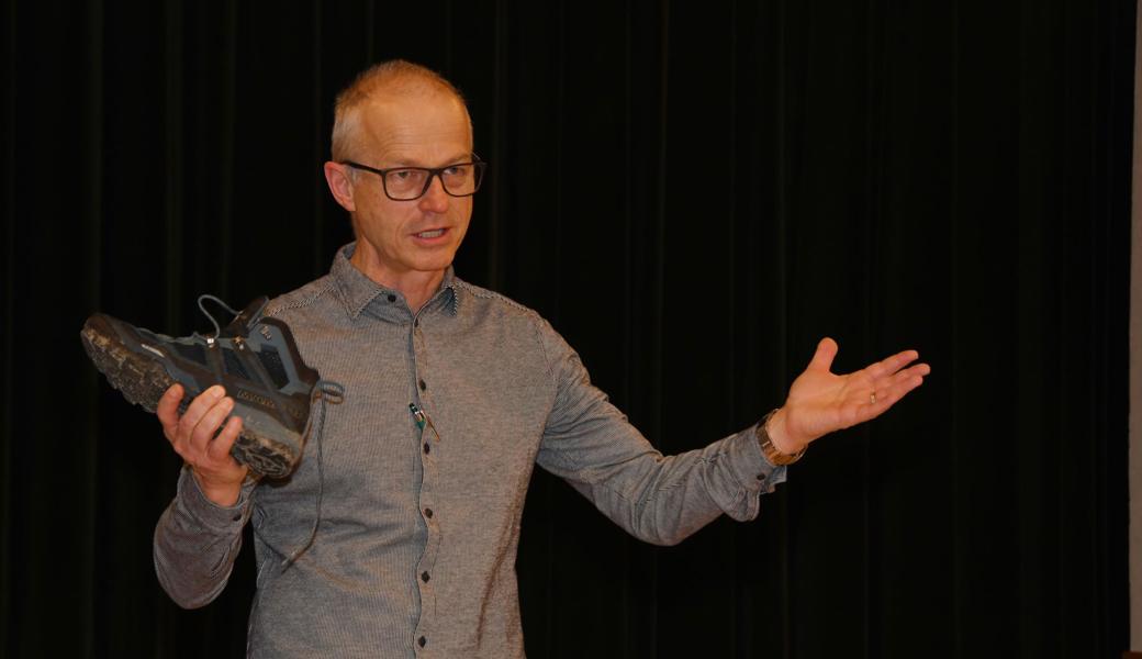 Paul Baumann vergleicht den Workshop mit einer Reise, auf die man sich gut vorbereiten soll.