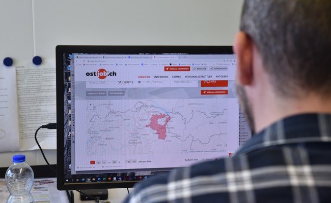 Neuste Zahlen: Weniger Stellensuchende als im Vormonat und mehr offene Stellen