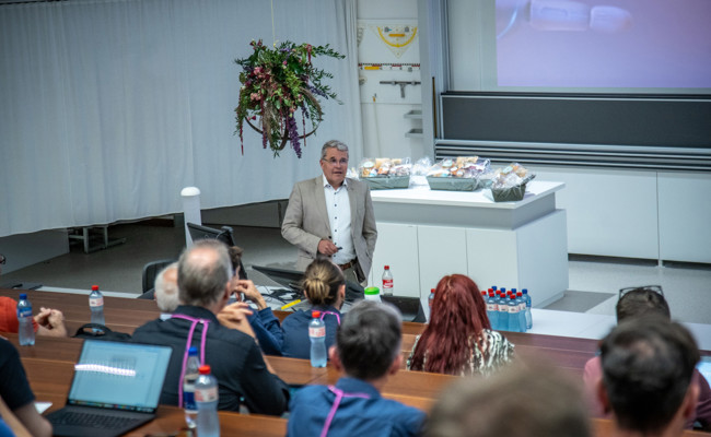 Technologietagung in Buchs: Fachhochschule OST fördert «Swiss Made»