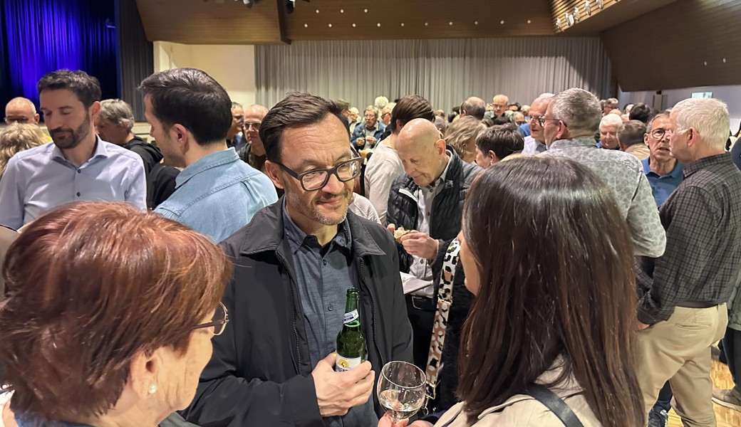 Breite Zustimmung zu allen Anträgen - Pflegezentrum unter Druck