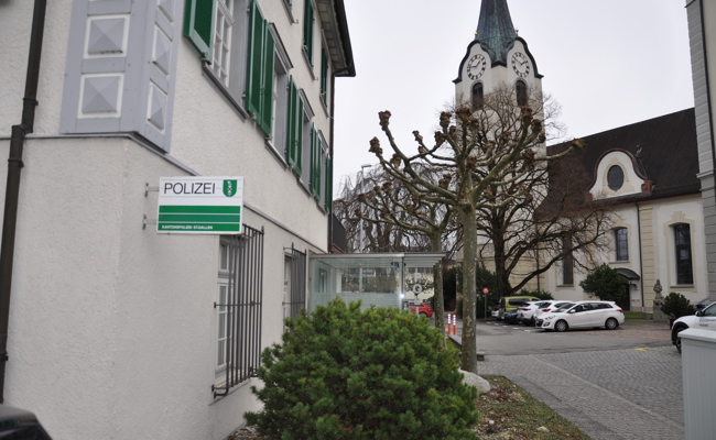 Nach Schliessung von Polizeiposten Oberriet: Kanton prüft Online-Polizeistation
