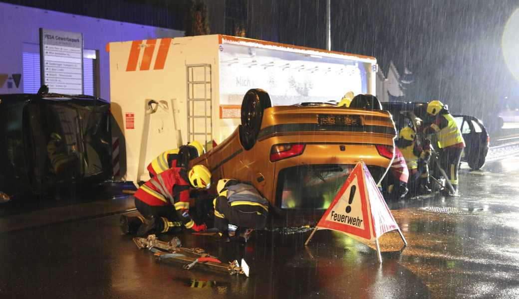 Wie bei einem Unfall oder bei einem Brand vorgegangen wird, kann geübt werden. Wie sich die Bilder, die Helfende antreffen auf die Psyche auswirken, kann niemand vorhersehen.  