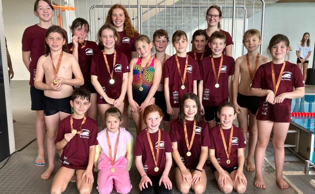 Nachwuchs von Rhy Swimming startete an drei Wettkämpfen in Buchs