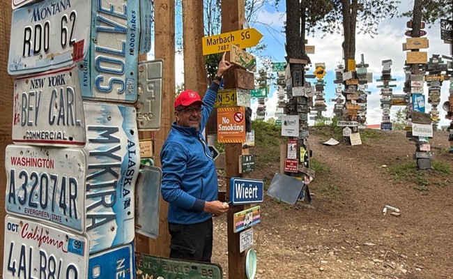 Ein Wegweiser aus Marbach steht nun am Alaska Highway im Yukon