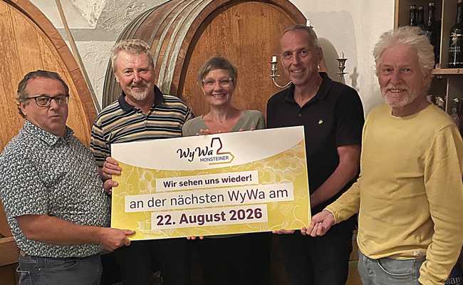 Über 500 Besuchende haben Rheintaler Weine beim «Monsteiner WyWa» genossen