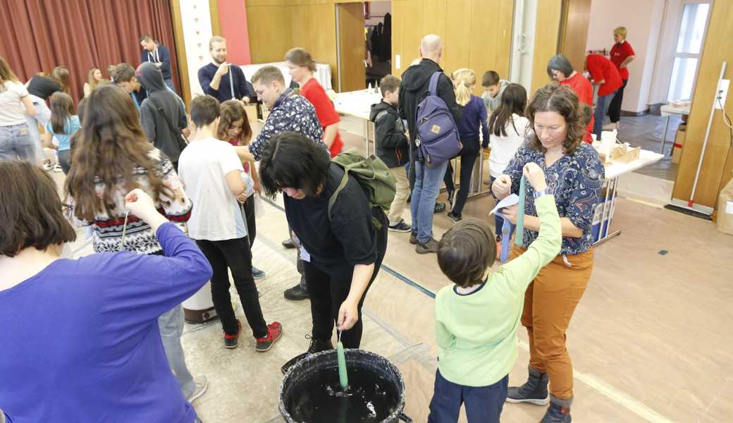 hb-Kerzenziehen, Pfarreiheim Heerbrugg, Kerzen, selber ziehen, Familientreff, Advent hb-Kerzenziehen, Pfarreiheim Heerbrugg, Kerzen, selber ziehen, Familientreff, Advent