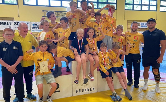 RSK-Nachwuchs gewinnt am Turnier in Brunnen die Teamwertung