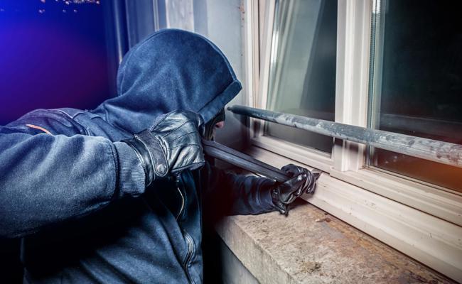Grossfahndung nach Einbrecher