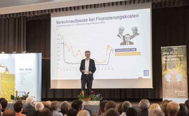 Donato Scognamiglio trug am Biene-Forum ein trockenes Thema pointiert vor
