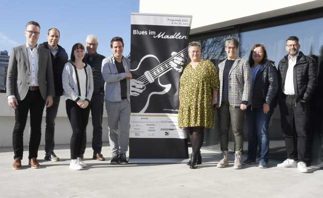 Mit Blues vom «Wembley-Stadion» ins Kinotheater Madlen