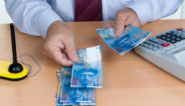 Checke selbst: Verdienst du zu wenig?