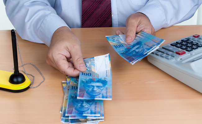 Checke selbst: Verdienst du zu wenig?