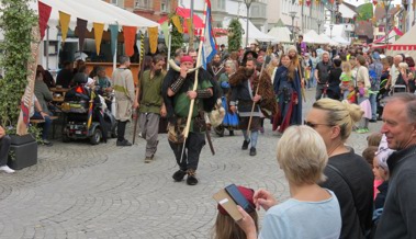 Ein Wochenende lang sind Mittelalter und Neuzeit friedlich vereint