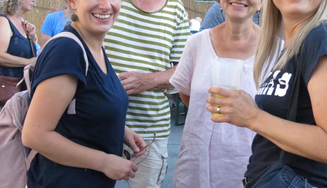 Rheinecker besuchen Gaissauer Festplatz