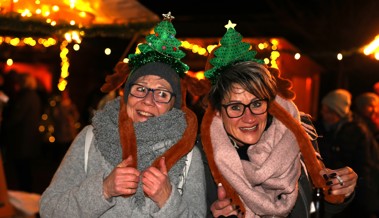 Gelungene Premiere: Der erste Adventsmarkt versprüht heimelige Gemütlichkeit