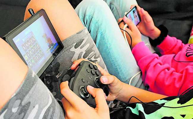 Jetzt für den Info-Anlass zum Thema Gamen anmelden