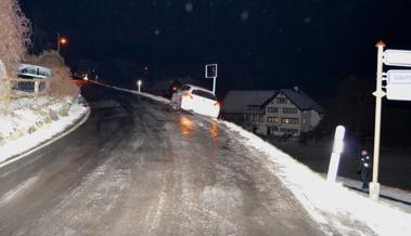 Auf Schnee ins Schleudern geraten