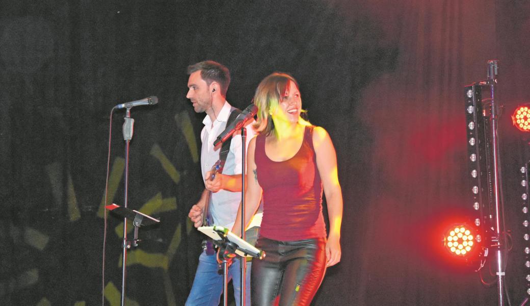 Die "Partyschwaben" brachten am Samstag gute Stimmung ins grosse Pokalturnier-Festzelt.