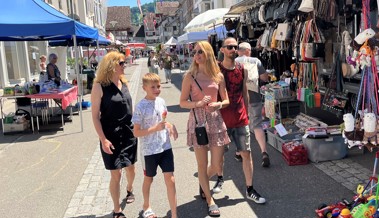 Hitze am Jakobimarkt, doch «Regen wäre schlimmer»