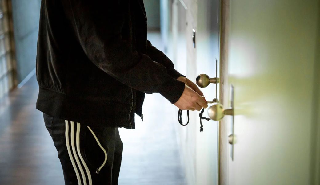 Kinderpornos bei Häftling im Gefängnis gefunden – Haft verlängert