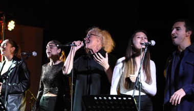 Umwerfende Vocals und groovige Rhythmen: An der Living Room Session begeisterten junge Talente