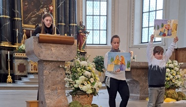 Am Sonntag begingen Kinder, Eltern und Grosseltern den Muttertag mit einem Gottesdienst