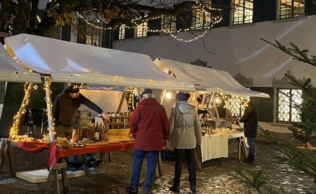 Stimmungsvoller Weihnachtsmarkt im Herzen der Altstadt
