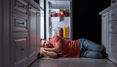 Cool bleiben während der Hitzewelle: Tipps für Alltag und tropische Nächte
