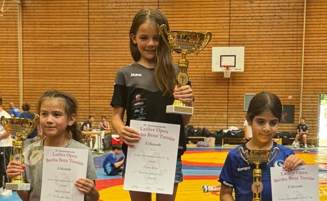 Conny Ritter holt in beeindruckender Manier Gold bei den Ladies Open in Baden-Württemberg
