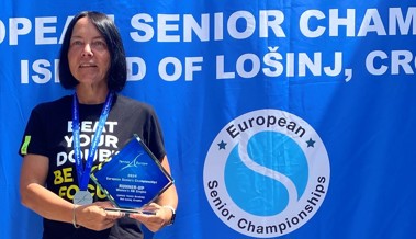 Gold im Doppel, Silber im Einzel – zwei EM-Medaillen für Auer Tennisspielerin