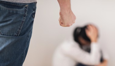 Bund und Kantone wollen Schutz  vor häuslicher Gewalt ausbauen