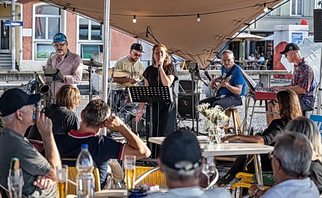 Drei Mal Jazz: Die Band bleibt, das Publikum wechselt das Lokal