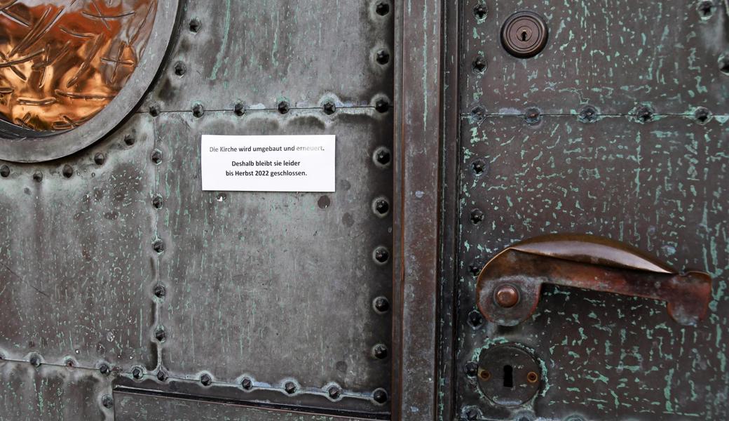 Die Theresienkirche in Rheineck ist derzeit eine Baustelle. Auch findet der Zweckverband der Seelsorgeeinheit Buechberg in personeller Hinsicht keine Ruhe.	