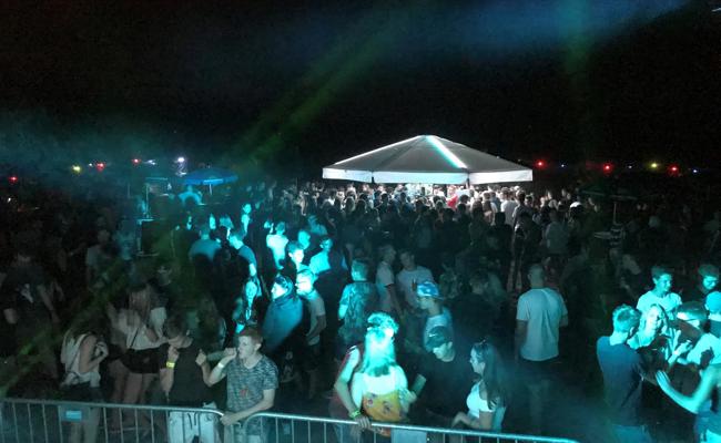 Wenn fünf Jungs ein Festival organisieren …