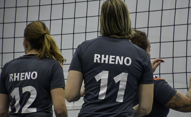 Die Rheno-Frauen verpassen in Andwil den Sieg nach einer 2:0-Satzführung
