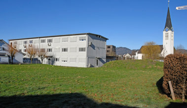 Mut zur offenen Wiese oder Demut heisst heute, sichtbar zu sein und Nähe über Rückzug zu stellen