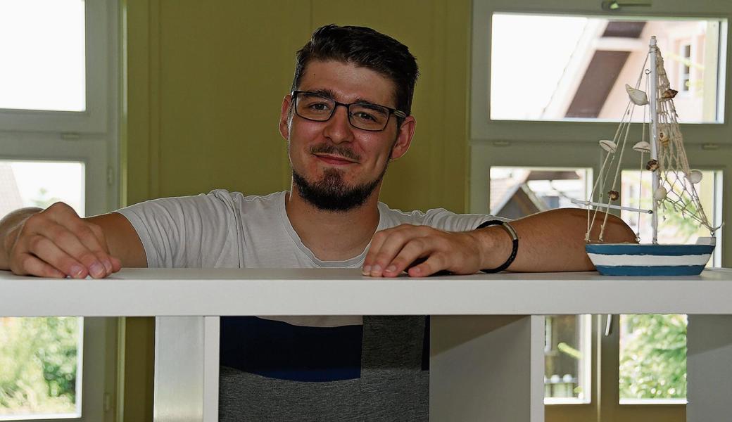 Seit einem Jahr arbeitet Lucas Kägi darauf hin, einen offenen Jugendtreff zu etablieren. Das Segelschiff erklärt zum Teil den Namen: Punto MaRe. 