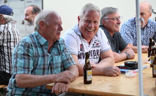 Der Redaktionswagen am Markt: Spannende Gespräche mit sympathischen Menschen