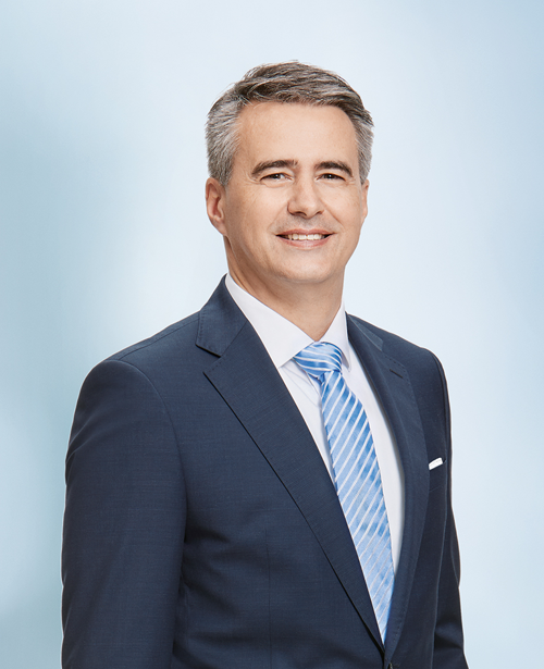 Thomas Roth, Mitglied der Direktion, thomas.roth@alpharheintalbank.ch Thomas Roth, Mitglied der Direktion, thomas.roth@alpharheintalbank.ch