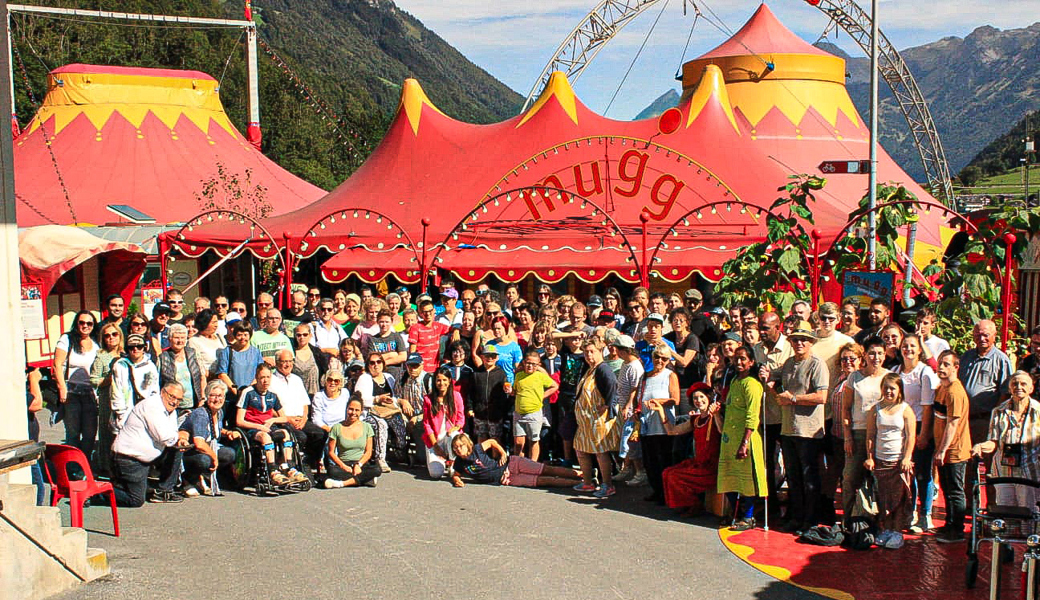 Der Ausflug in den Zirkus Mugg war für die  Mitglieder von PluSport Rheintal und die Mitglieder der Kontaktgruppe für Blinde und Sehbehinderte im Rheintal und ihre Begleiter unvergesslich.