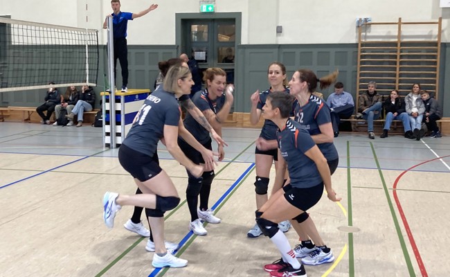 Halbzeitbilanz bei Rheno Volley: Zwei Teams spielen um den Aufstieg