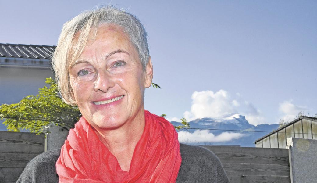 Elsbeth Specker vermittelt im Entlastungsdienst Rheintal im doppelten Sinn. Einerseits führt sie Klienten und Betreuer zusammen. Andererseits gibt sie die Philosophie und die Verhaltenscharta des Vereins nach innen und aussen weiter. 