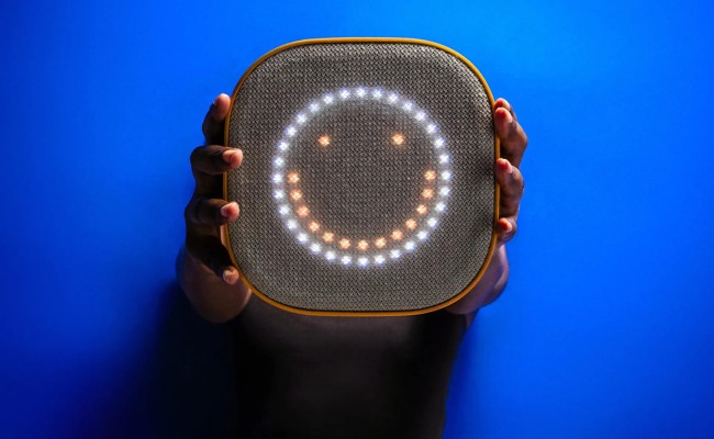 Gut gelacht, Kollege! Der Chief LOL Officer misst die Lacher im Büro